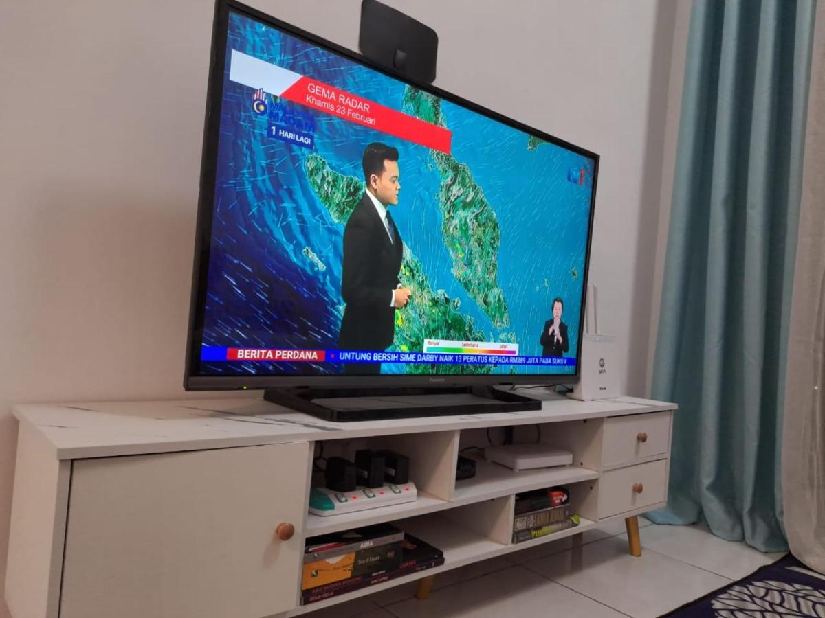 Impiana Homestay Near Putrajaya, Cyberjaya, Musliem Only,Wifi,Netflix Kampung Dengkil Luaran gambar
